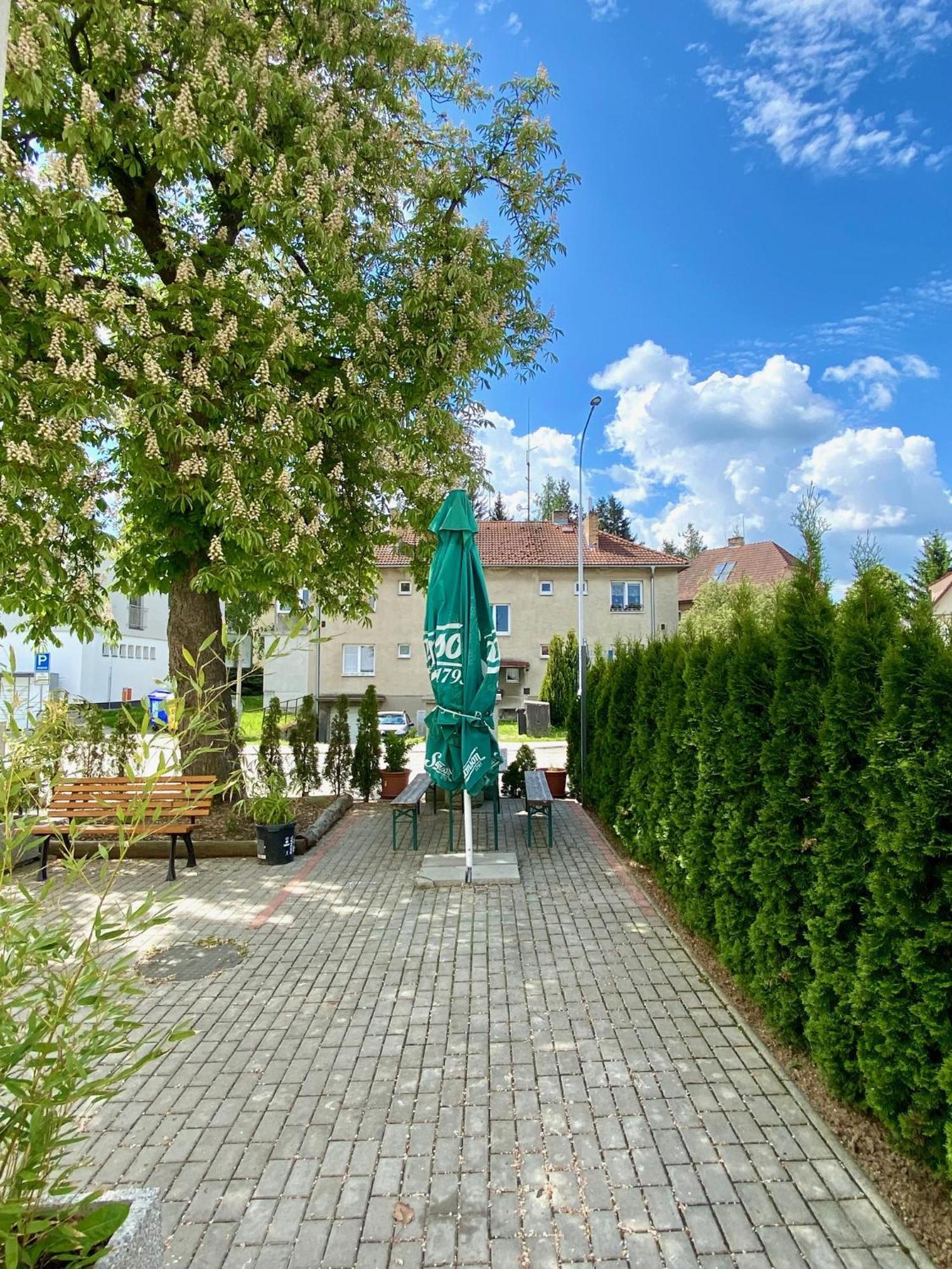 Ubytovna Каплице Екстериор снимка